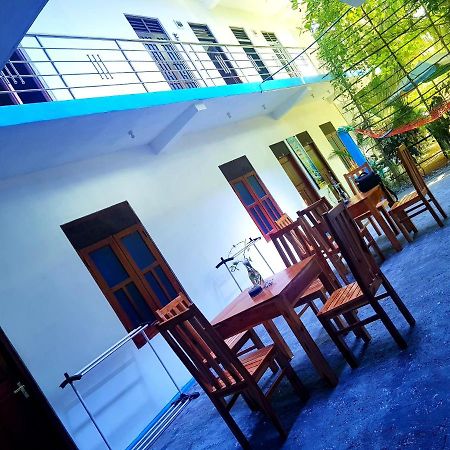 Natraj Guest House Trincomalee Eksteriør bilde
