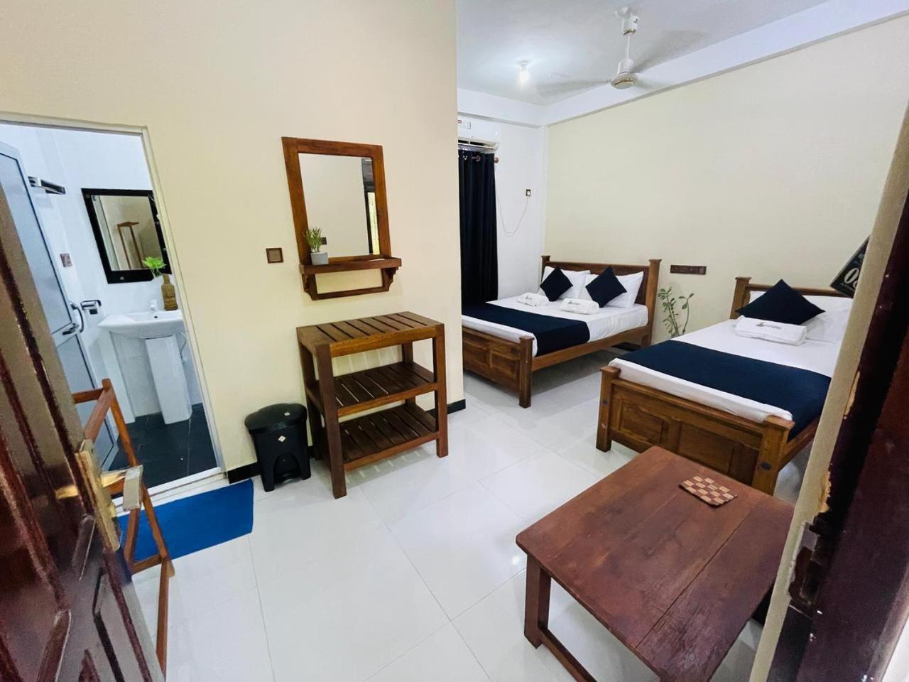 Natraj Guest House Trincomalee Eksteriør bilde