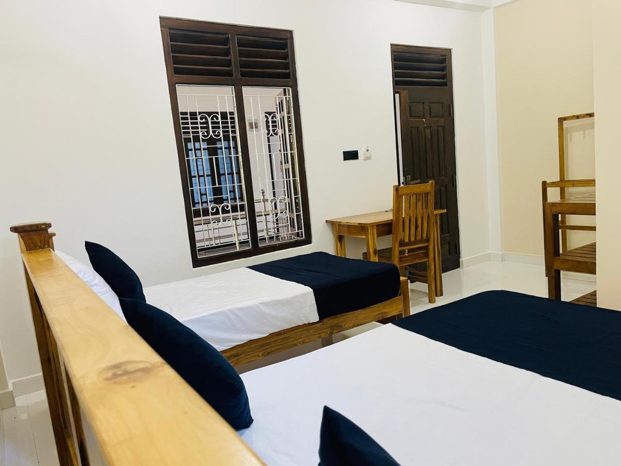 Natraj Guest House Trincomalee Eksteriør bilde