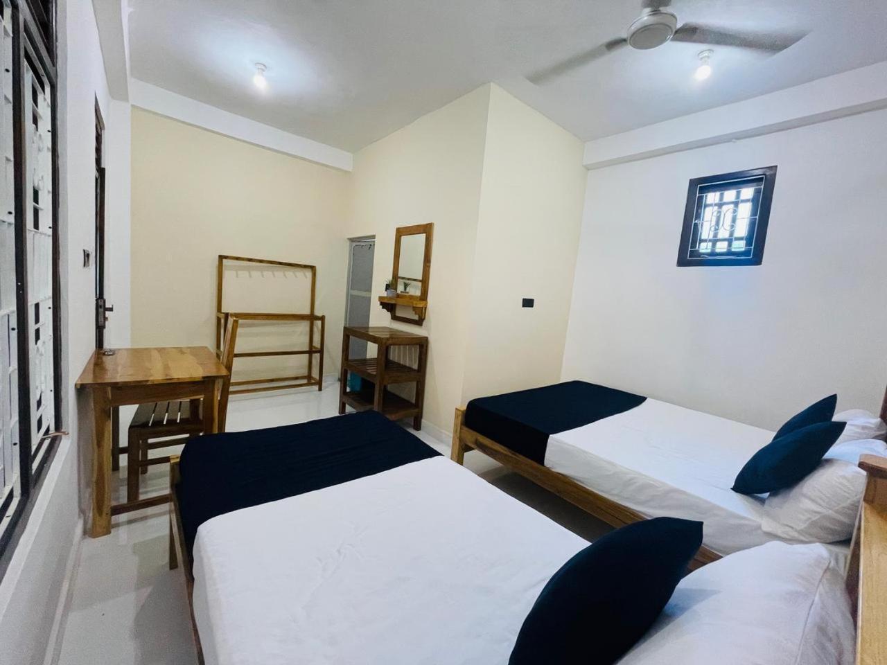 Natraj Guest House Trincomalee Eksteriør bilde