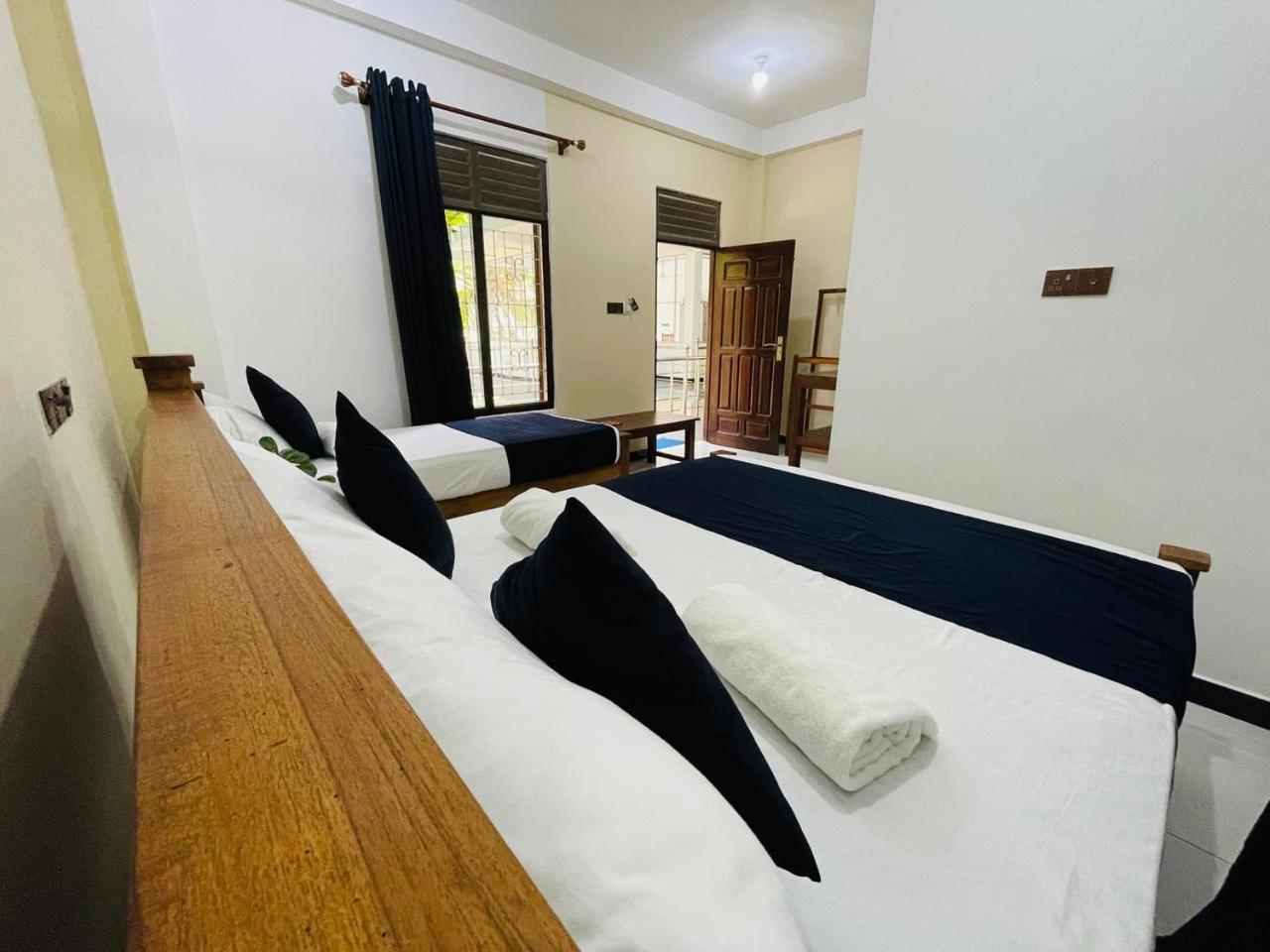 Natraj Guest House Trincomalee Eksteriør bilde